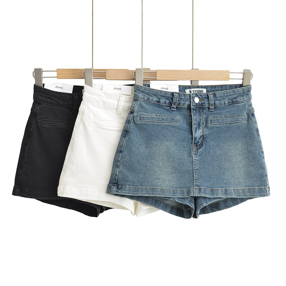 wholesale clothing supplier